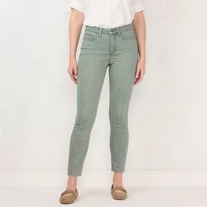 Lauren Conrad Green High Rise Skinny Jeans Size 2